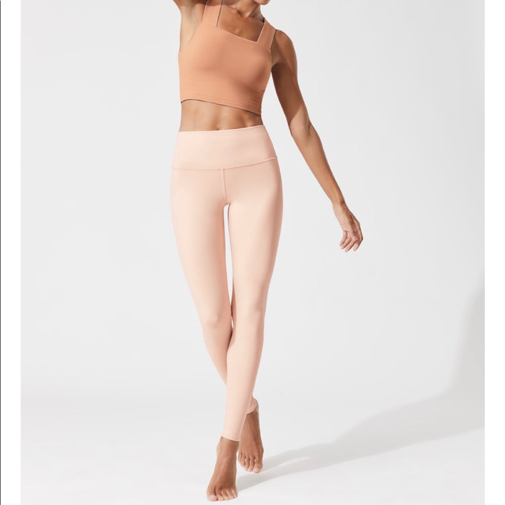 High-Waisted Airbrush Legging